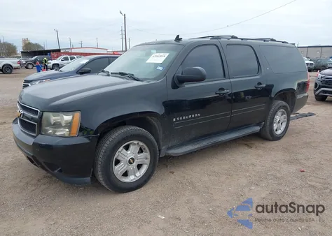 2008 Chevrolet Suburban 1500 Lt z USA, uszkodzony, nr VIN 1GNFK16368R153105